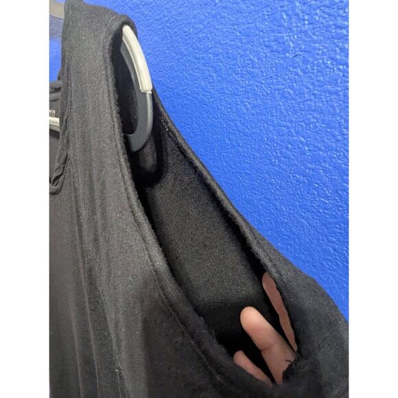 Cold Shoulder Tee - Picture 4 of 8